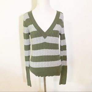 American Eagle Sweater M Green Gray Stripe V Neck